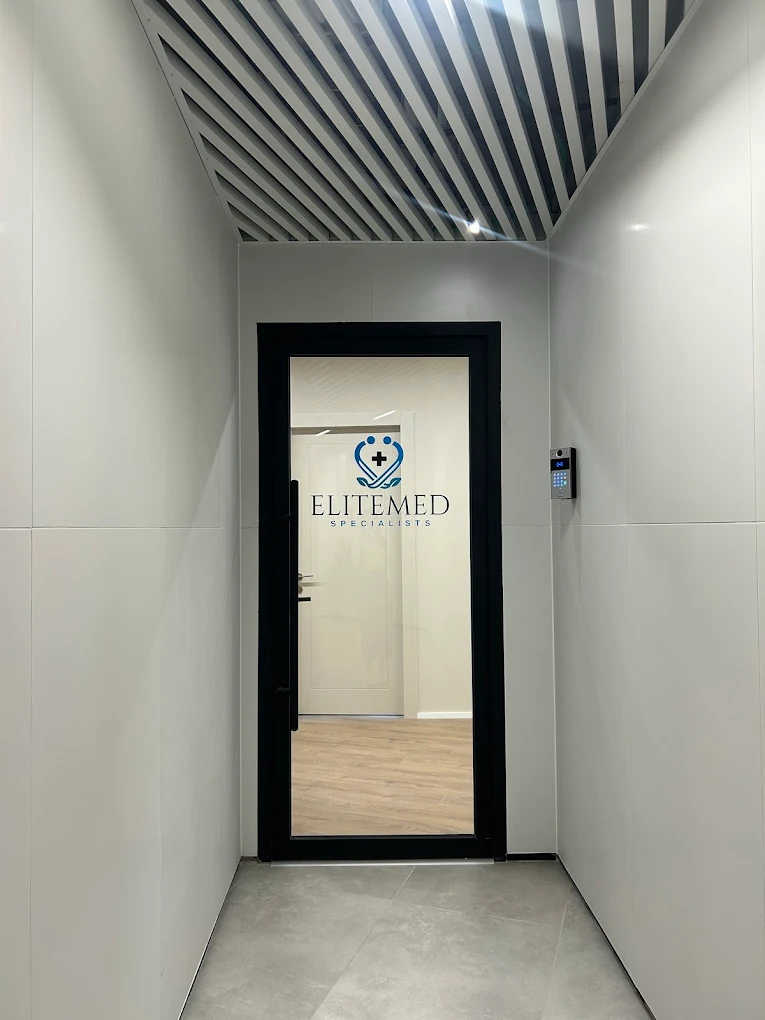 Dr. Rosana Schechter – Gastroenterologist at EliteMed Specialist Clinic 7